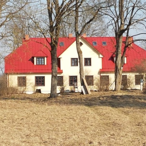 Tāds izskatās rehabilitācijas centrs garāmbraucošajiem.